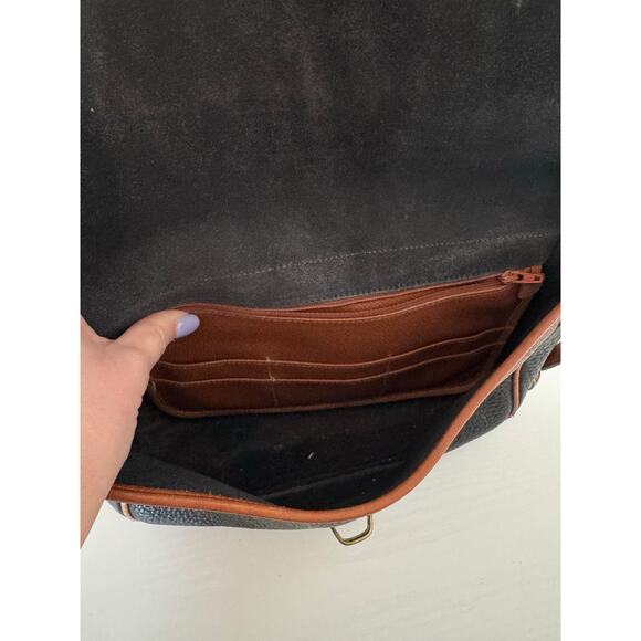 Dooney Bourke vintage leather Purse black brown crossbody Equestrian Bag USED - Picture 4 of 10